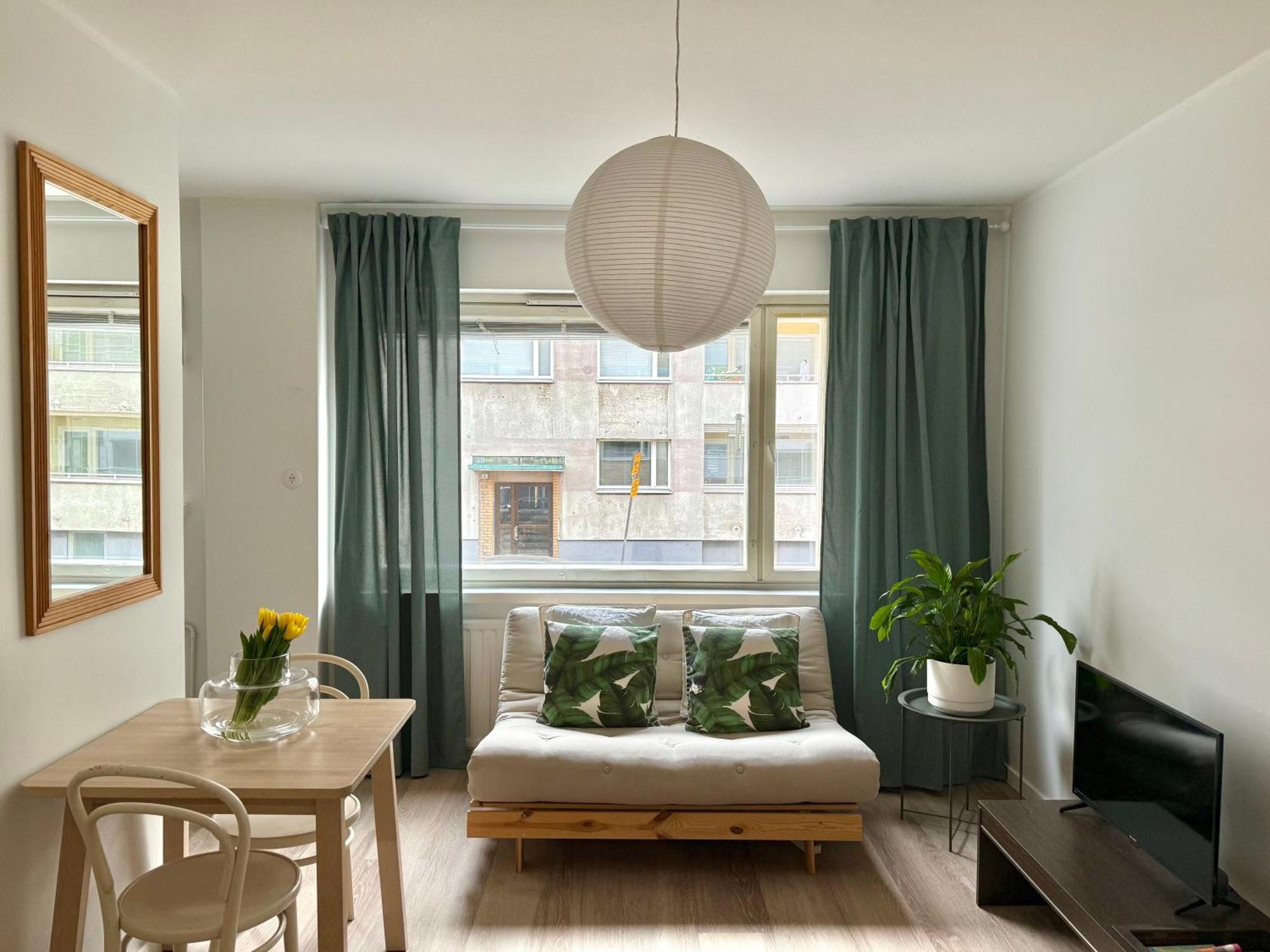 Just Renovated Stylish Nordic Studio By Tram Stop Helsinki Exterior photo